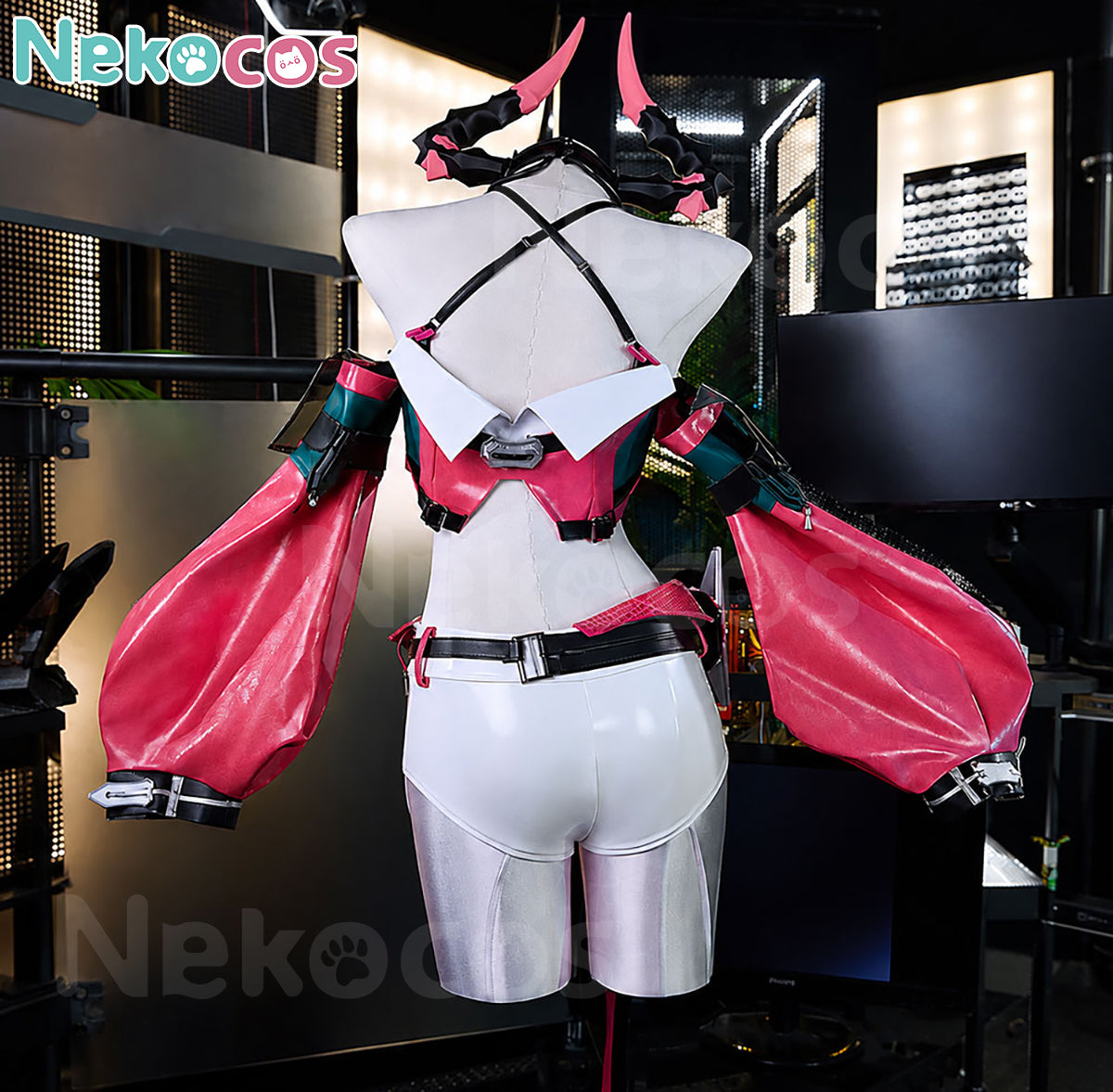 Yvonne Arknights Cosplay Costume Premium Edition